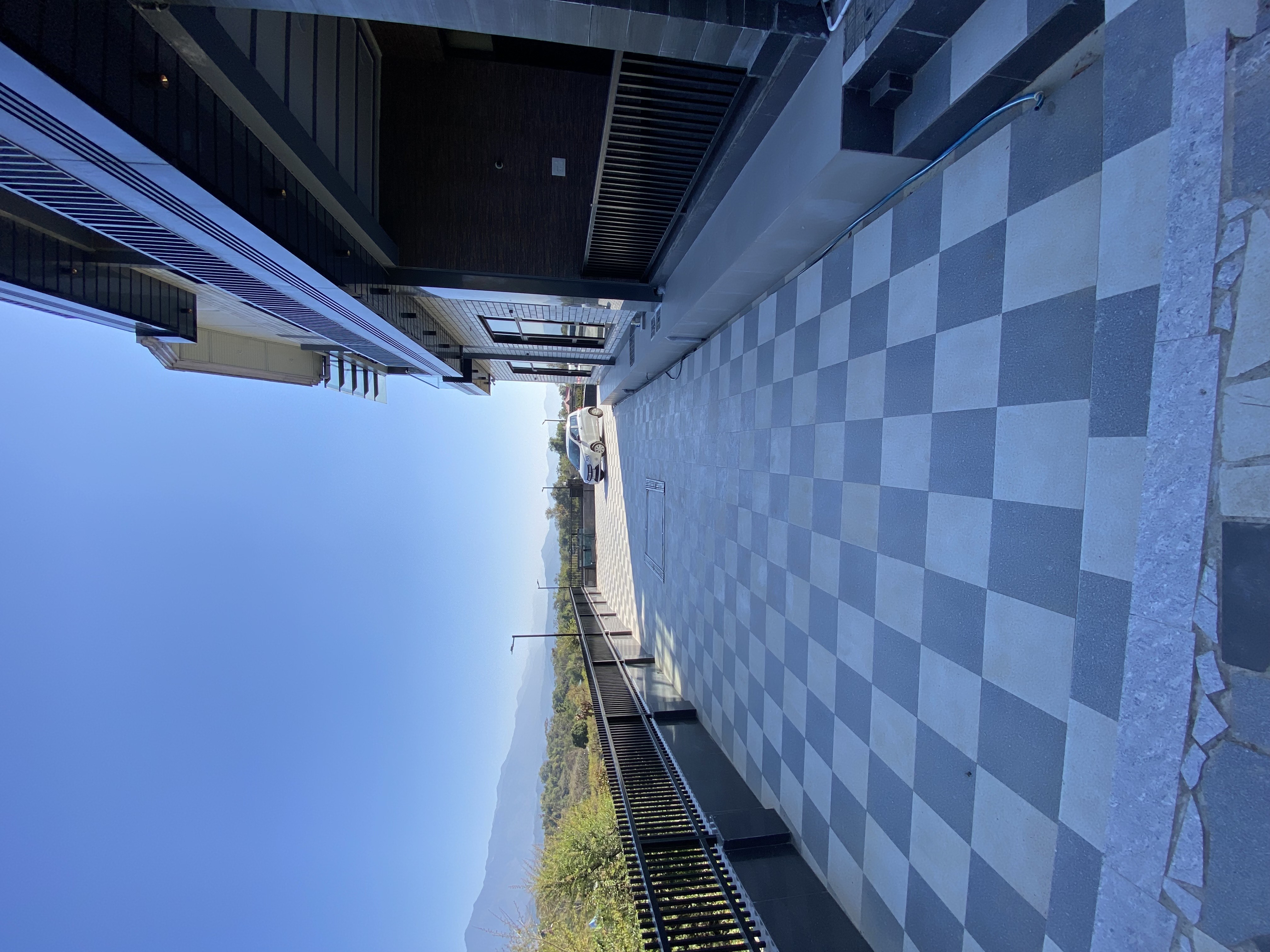 Villa driveway